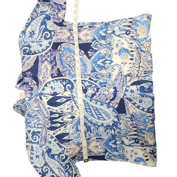 Chicos Women's Size 0 Paisley Print 3/4 Sleeve blouse - Picture 2 of 5